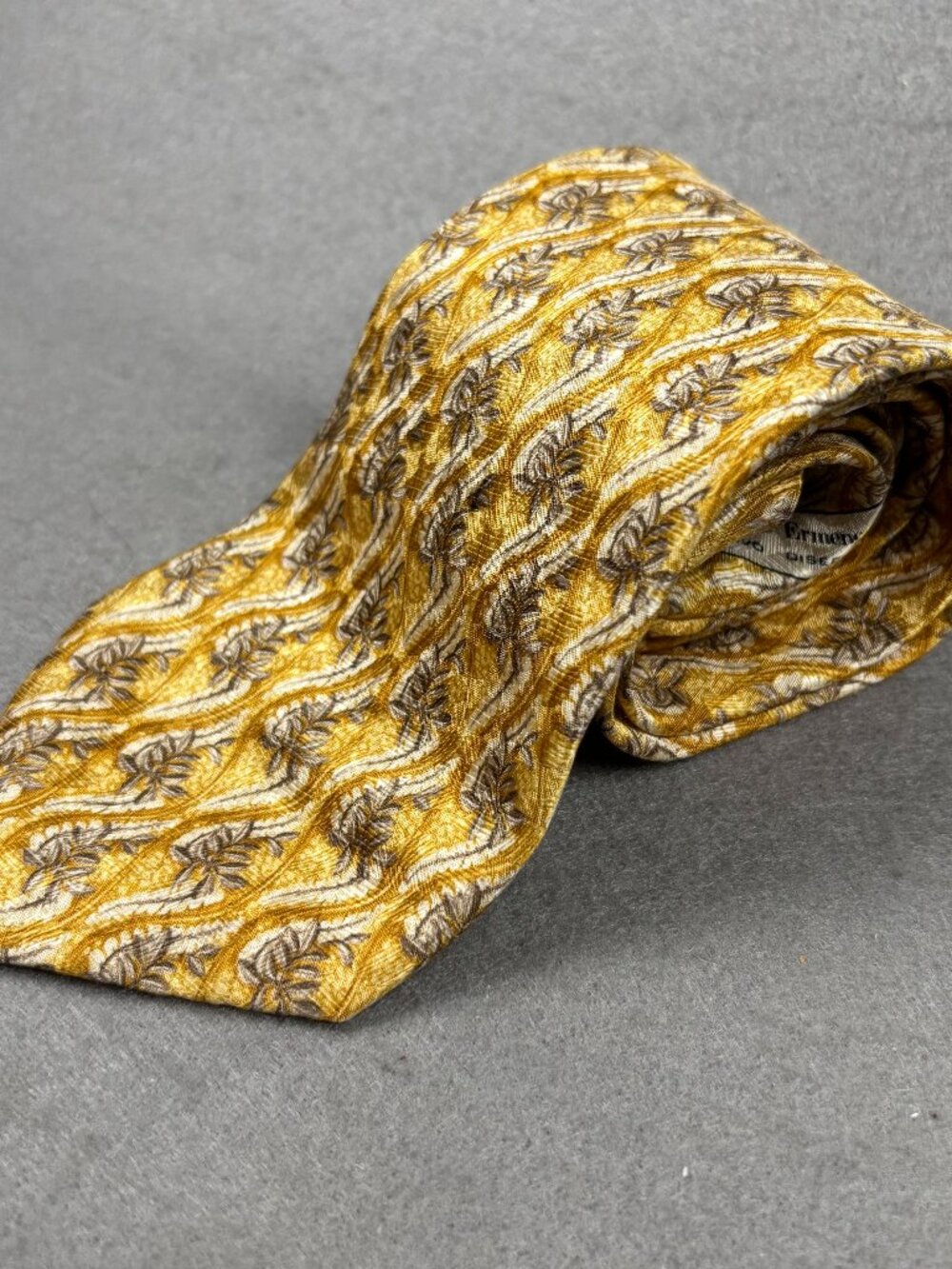 Ermenegildo Zegna Disegno Esclusivo Gold Floral Paisley 100% Silk Tie Italy